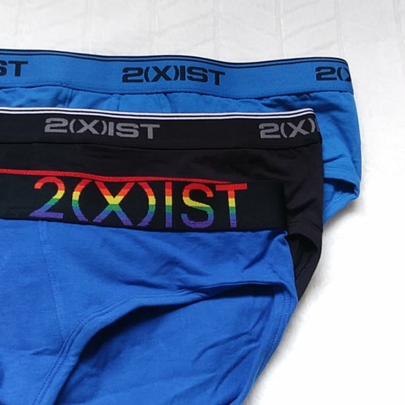 3 pairs 2(x)ist Men's Briefs. . - Picture 1 of 6